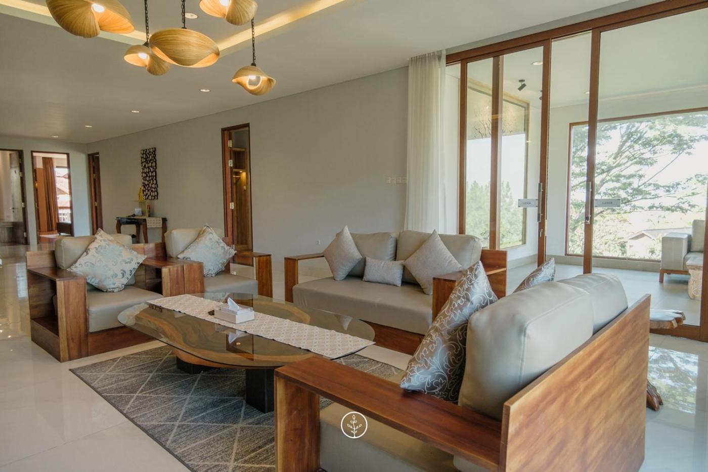Anindya Hill View Villa 7 Bedrooms With A Private Swimming Pool Bandung Buitenkant foto