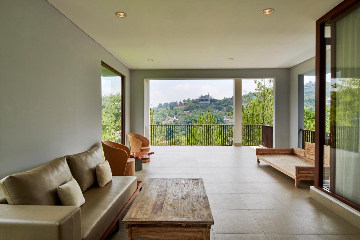 Anindya Hill View Villa 7 Bedrooms With A Private Swimming Pool Bandung Buitenkant foto